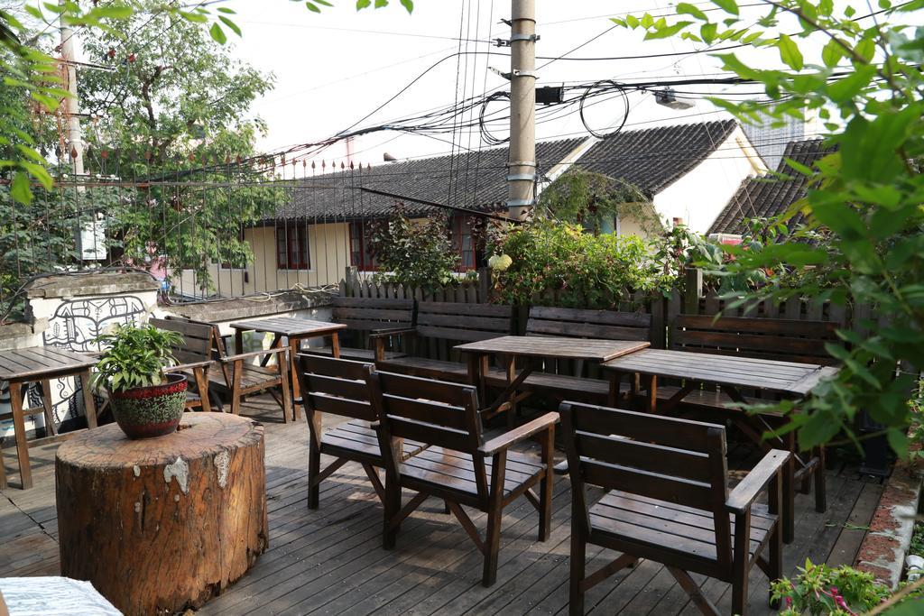 Shanghai Old West Gate Hostel Exterior photo